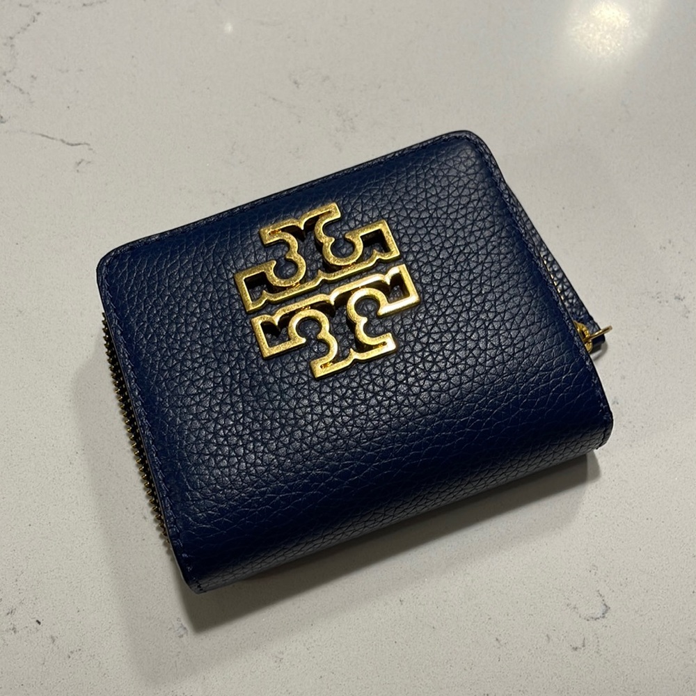 Tory Burch Compact Wallet